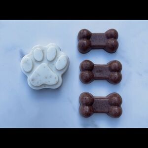 Paws N Pals soap bars- Set of 2 paws & 3 bones Natural handmade Oatmeal soap